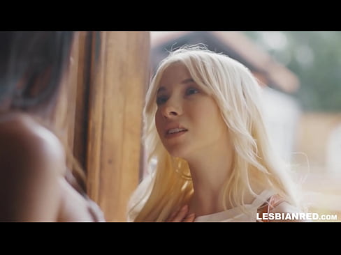 ❤️ Дівчина приходить додому через кілька місяців і в кінцевому підсумку їсть кицьку своєї мачухи ️❌ Шлюхи у нас ﹏