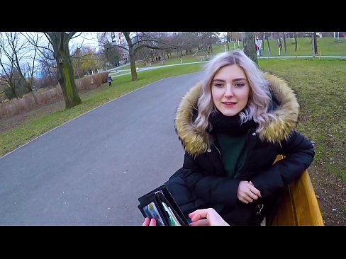 ❤️ Ковтає гарячу сперму незнайомця за гроші - мінет у парку від Єви Ельфі ️❌ Шлюхи у нас ﹏